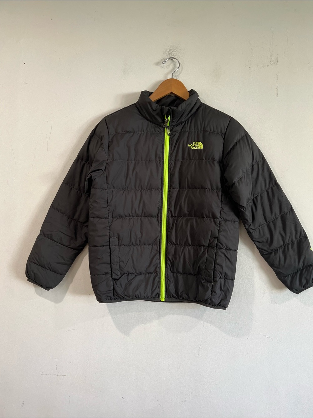 The North Face Black Puffer Jacket with Neon Green Trim boys 14-16